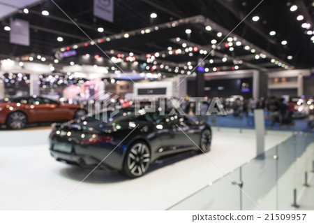 The atmosphere in Motor Show 21509957