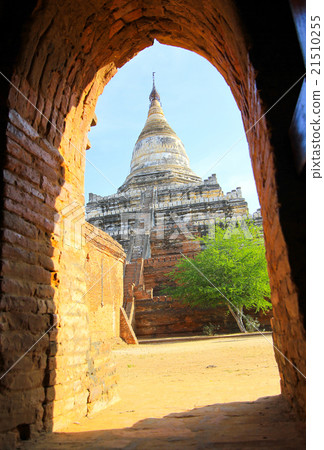The Temples of bagan, Myanmar The Temples of bagan, Myanmar 21510255