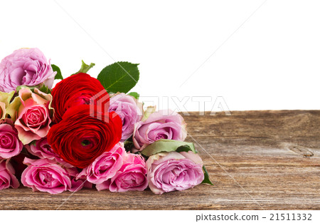 bouquet of fresh roses and ranunculus bouquet of fresh roses and ranunculus 21511332
