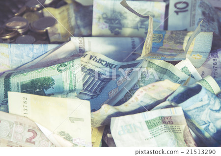 Foreign money collage background Foreign money collage background 21513290