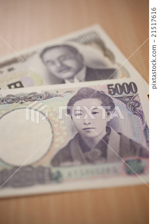 5 thousand yen bill of old and new Japan 5 thousand yen bill of old and new Japan 21517616