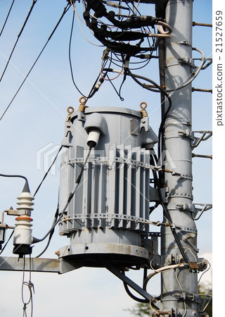 A transformer A transformer 21527659