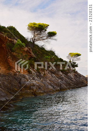 Coastal landscape in Zakynthos island, Greece Coastal landscape in Zakynthos island, Greece 21528131