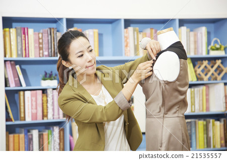 時裝設計師 時裝設計師 21535557