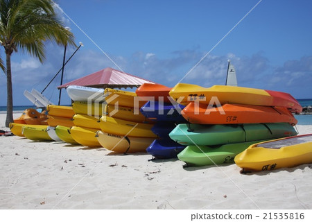 Kayak boat station on the beach 21535816