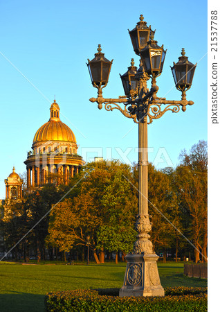 view of St. Isaac's Cathedral and carved lantern 21537788
