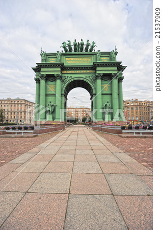 ST PETERSBURG, RUSSIA - SEPTEMBER 13, 2015 ST PETERSBURG, RUSSIA - SEPTEMBER 13, 2015 21537909