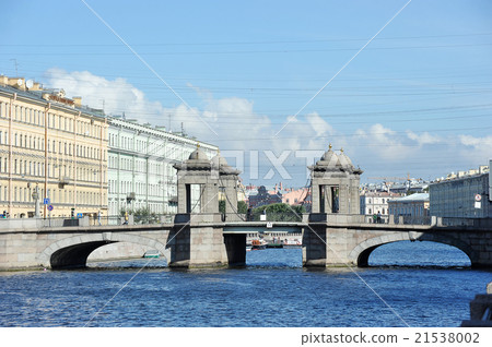 Lomonosov bridge across the Fontanka river  21538002