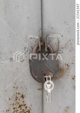 lock on the white background 21541347