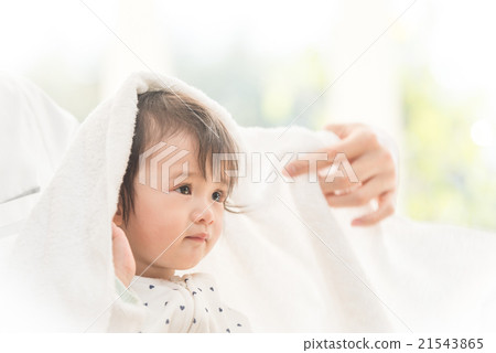 Cute infant 21543865