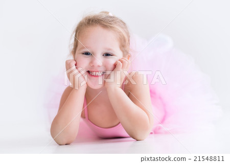 Little ballerina in pink tutu 21548811