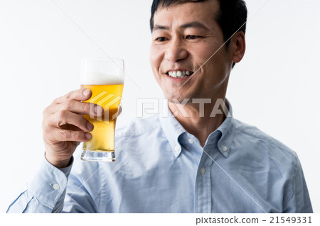 Middle man (beer) 21549331