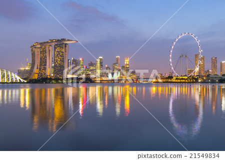 Singapore City Skyline at Marina Bay during sunset Singapore City Skyline at Marina Bay during sunset 21549834