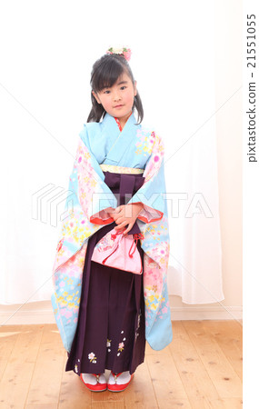 Girls wearing hakama Girls wearing hakama 21551055