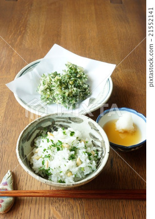 Ogi (rice) with rice and tempura 21552141