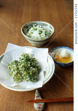 Ogi (rice) with rice and tempura Ogi (rice) with rice and tempura 21552143