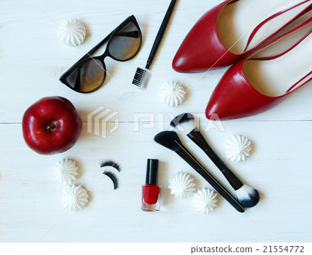 Essentials fashion woman objects 21554772