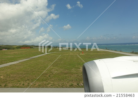 Ishigaki Airport Landscape from Jet Airplane and Jet Engine 21558463
