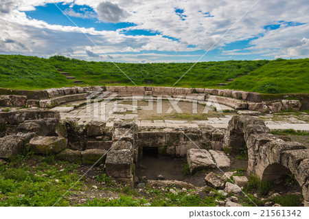ancient stone ruins 21561342