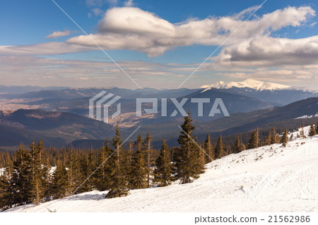 Winter in mountains Winter in mountains 21562986