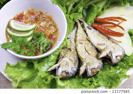 Complementing mackerel Complementing mackerel 21577985