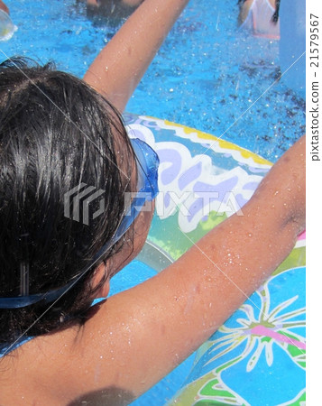 The pool The pool 21579567