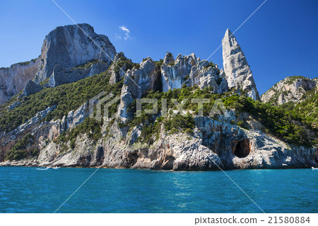 A view of Cala Goloritze beach, Sardegna A view of Cala Goloritze beach, Sardegna 21580884