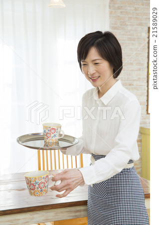 圍裙50的女性 圍裙50的女性 21589029