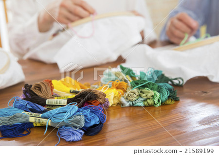 Embroider Embroider 21589199