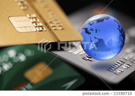 Global Business Image / Credit Card and Glass Earth 21590710