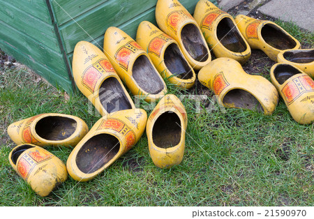 Pile of Dutch clog/Wooden Shoes 21590970