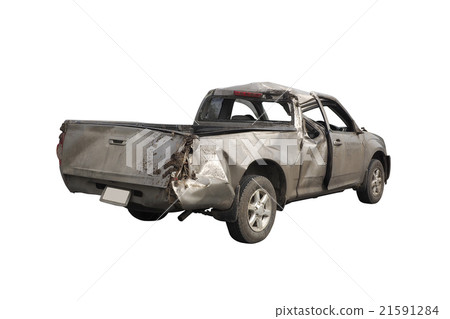 The car accident damage 21591284