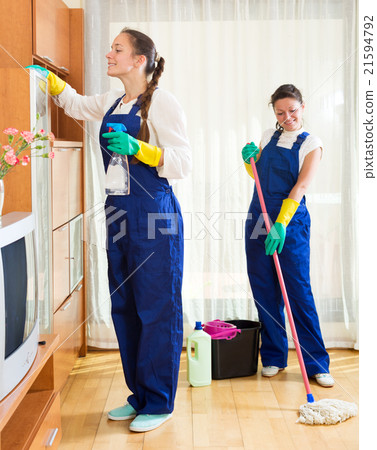 workers of cleaning company 21594792