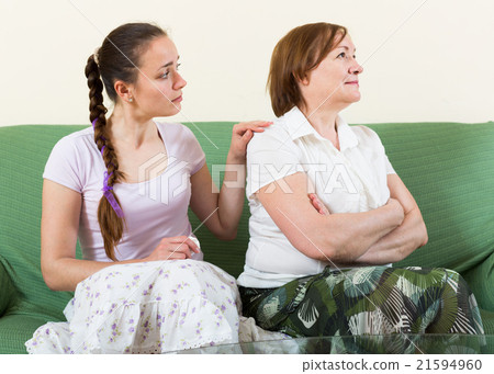 mother and daughter after quarrel 21594960