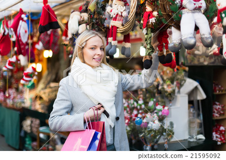 Beautiful woman at Christmas market 21595092
