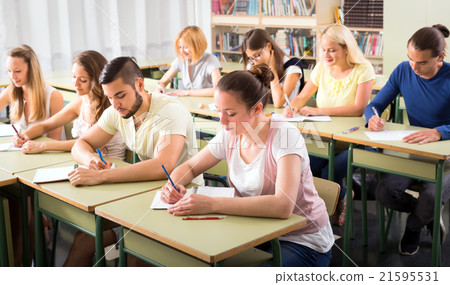 Group of students in classroom Group of students in classroom 21595531