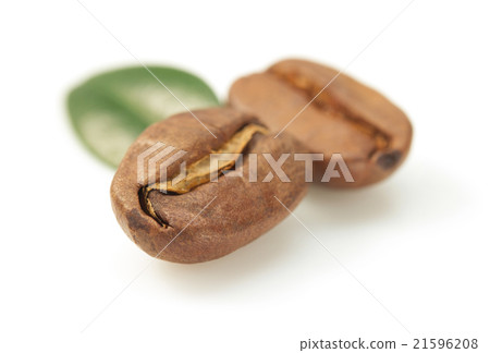 coffee beans isolated on white 21596208