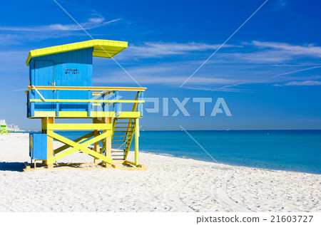 cabin on the beach, Miami Beach, Florida, USA cabin on the beach, Miami Beach, Florida, USA 21603727