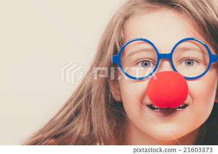 Little girl with red nose Little girl with red nose 21603873