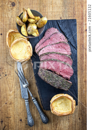 Roast Beef with Yorkshire Pudding Roast Beef with Yorkshire Pudding 21605132