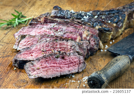 Dry Aged Barbecue Tomahawk Steak 21605137