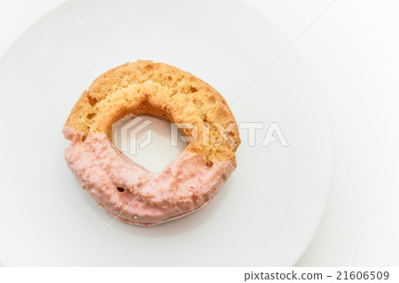 Strawberry donuts Strawberry donuts 21606509
