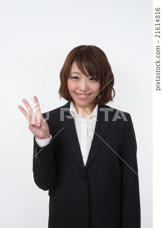 Business image female 21614816