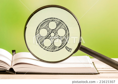 Video search with a pencil drawing 21615307