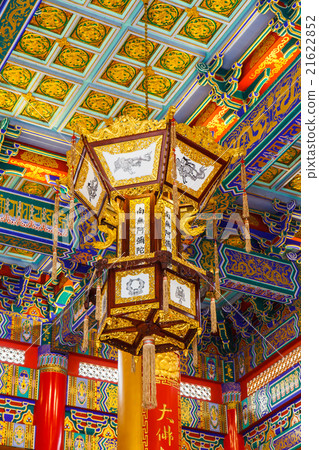 lamp in Chinese temple at Wat Leng -Noei-yi 2 lamp in Chinese temple at Wat Leng -Noei-yi 2 21622852