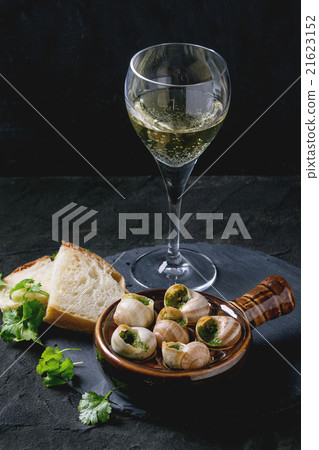 Ready to eat Escargots de Bourgogne snails Ready to eat Escargots de Bourgogne snails 21623152