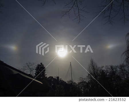 Illusion day 21623532