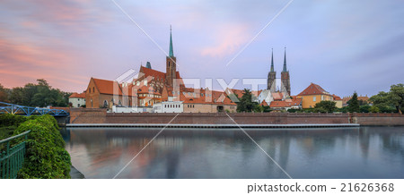 Wroclaw Tumski Island vivid sunset 21626368