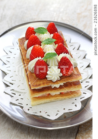 草莓Millefeuille 21626898