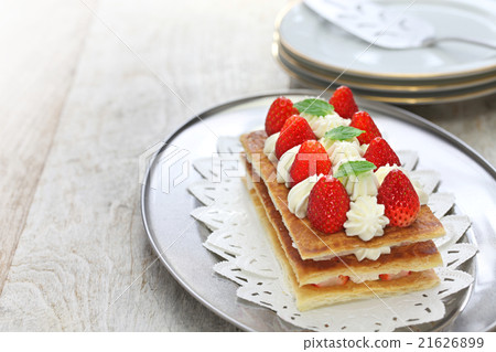 草莓Millefeuille 21626899